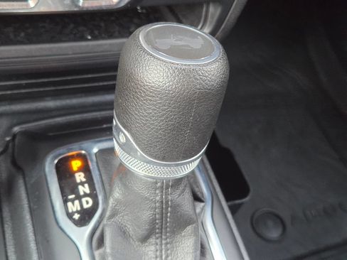 Used 2022 Jeep Wrangler Unlimited Sport AWD/4WD image 27