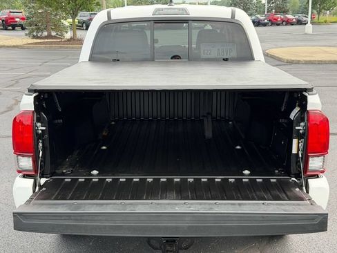 Certified 2023 Toyota Tacoma SR AWD/4WD image 16