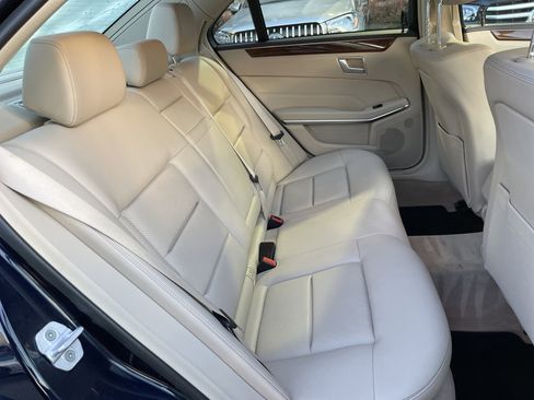 Used 2014 Mercedes-Benz E 350 Sedan image 46