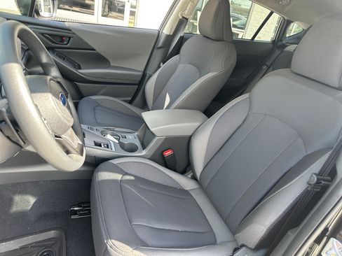 Used 2025 Subaru Crosstrek 2.5i Premium AWD/4WD image 10