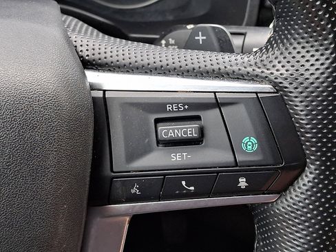 Used 2024 Mitsubishi Outlander SE AWD/4WD image 22