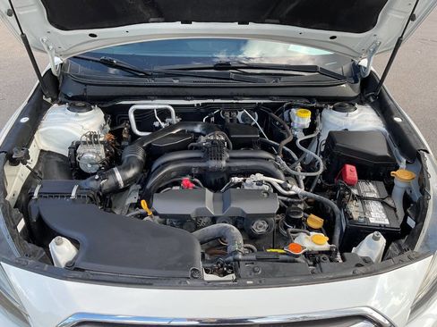 Used 2018 Subaru Outback 2.5i Limited w/ Popular Package #2 image 44