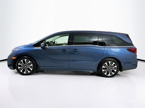 New 2026 Honda Odyssey Elite image 3