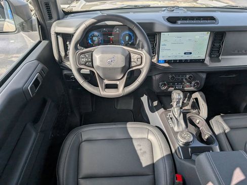 New 2026 Ford Bronco Badlands AWD/4WD image 8