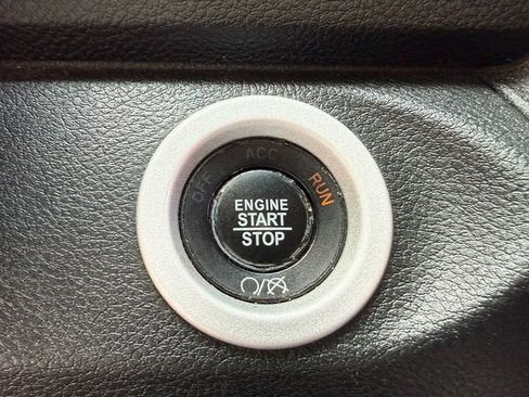 Used 2018 RAM 1500 Sport w/ Hydro Blue Sport Package image 30