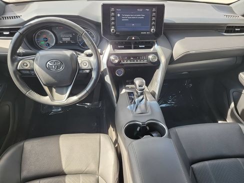 Certified 2021 Toyota Venza XLE w/ Softex Package AWD/4WD image 27