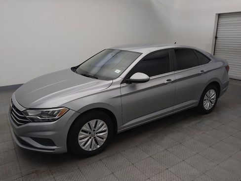 Used 2019 Volkswagen Jetta S FWD image 2