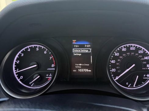 Used 2023 Toyota Camry SE FWD image 18