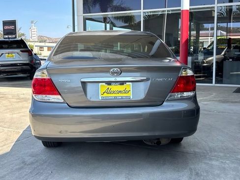 Used 2006 Toyota Camry LE FWD image 4