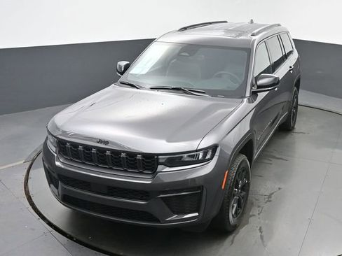 New 2026 Jeep Grand Cherokee L 4WD image 40