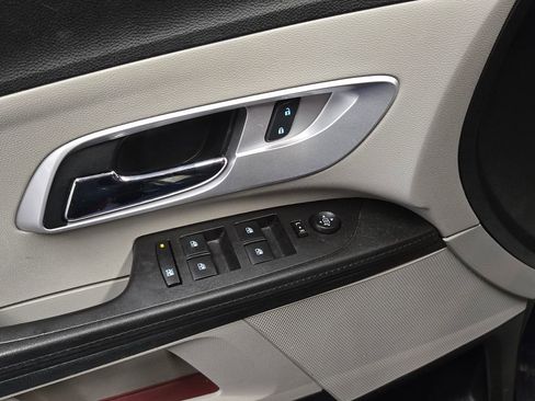 Used 2016 Chevrolet Equinox LT w/ Convenience Package image 11