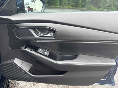 Used 2023 Honda Accord Touring image 25