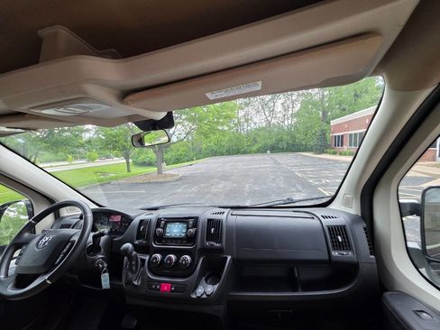 Used 2016 RAM ProMaster 2500 w/ Mopar Trailer Tow Group FWD image 18