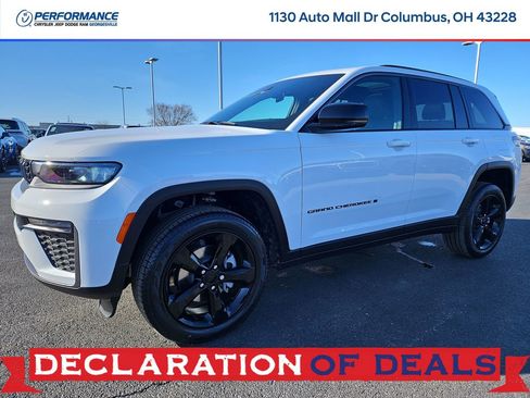 New 2026 Jeep Grand Cherokee Limited w/ Limited Altitude Package image 3