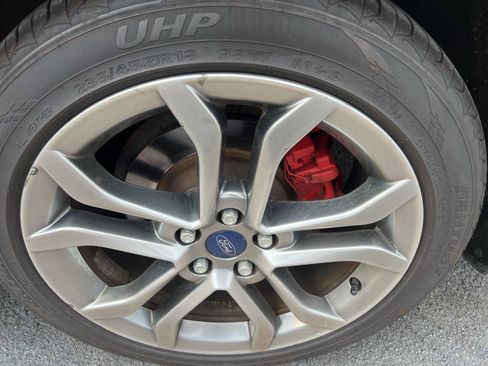 Used 2017 Ford Fusion SE w/ Equipment Group 601A FWD image 6