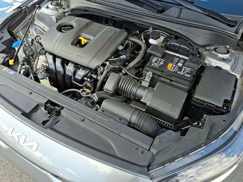 Used 2023 Kia Forte LXS image 27