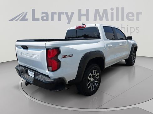 Certified 2024 Chevrolet Colorado Z71 w/ Z71 Convenience Package 2 AWD/4WD image 13