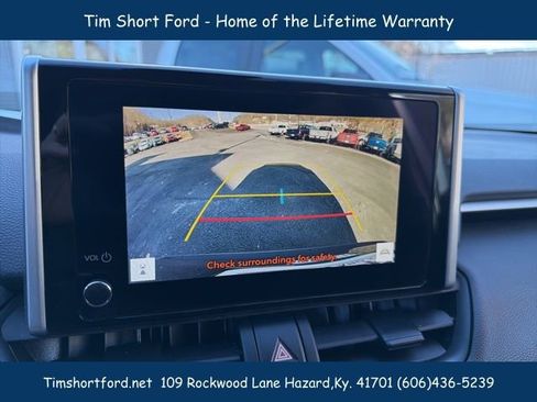 Used 2025 Toyota RAV4 XLE w/ Convenience Package image 19