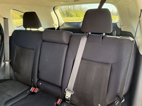 Used 2016 Honda CR-V SE image 14