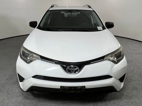 Used 2016 Toyota RAV4 LE image 8