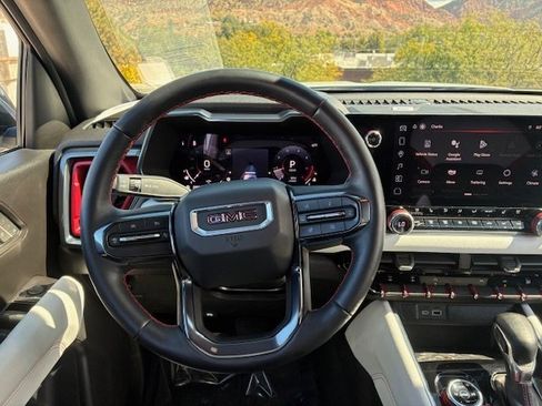 Used 2024 GMC Canyon AT4X image 13