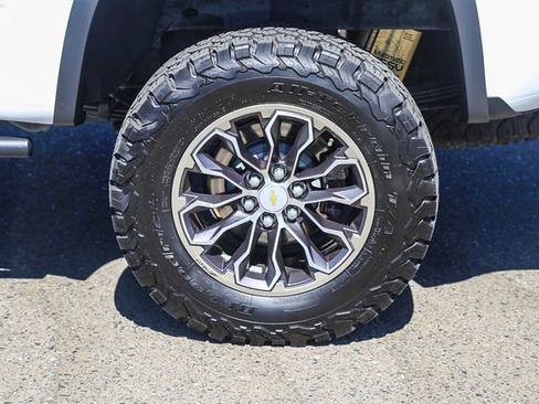 Used 2020 Chevrolet Colorado ZR2 AWD/4WD image 12