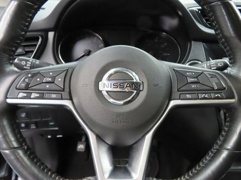Used 2017 Nissan Rogue Sport SV w/ SV Premium Package AWD/4WD image 49