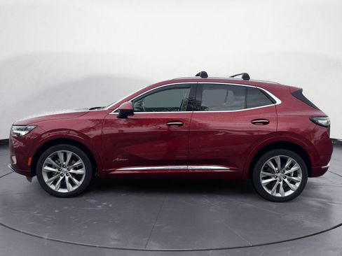 Used 2022 Buick Envision Avenir w/ Technology Package II FWD image 3