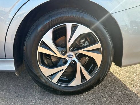 Used 2025 Subaru Legacy Premium w/ Popular Package #1A AWD/4WD image 40