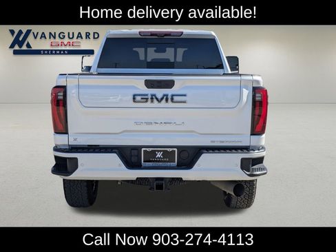 Used 2025 GMC Sierra 2500 Denali Ultimate image 8