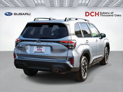Used 2026 Subaru Forester Premium AWD/4WD image 4