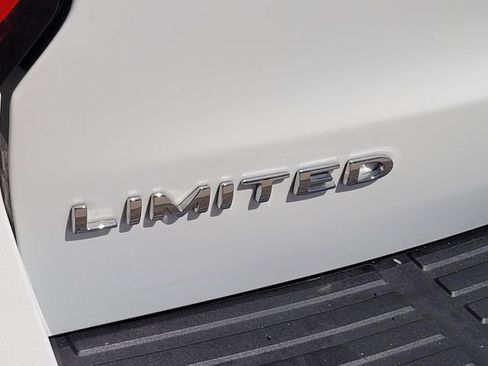 Used 2024 Ford Expedition Max Limited image 8