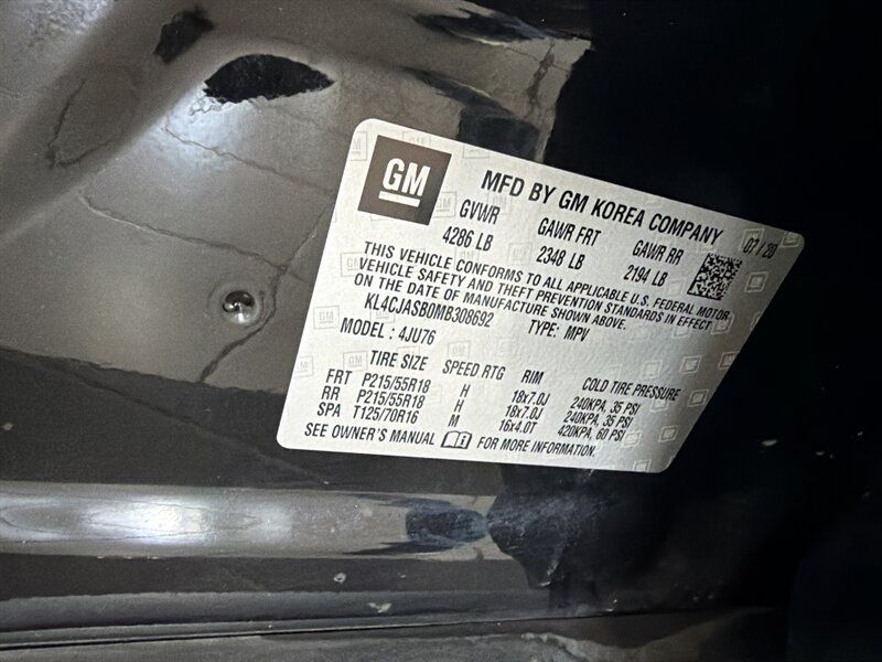 Used 2021 Buick Encore Preferred w/ Safety Package II FWD image 24