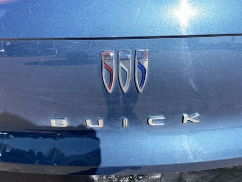 Used 2024 Buick Envista Sport Touring w/ Convenience I Package image 6