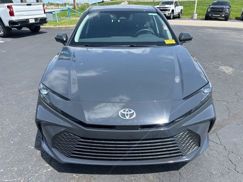 New 2026 Toyota Camry LE FWD image 2