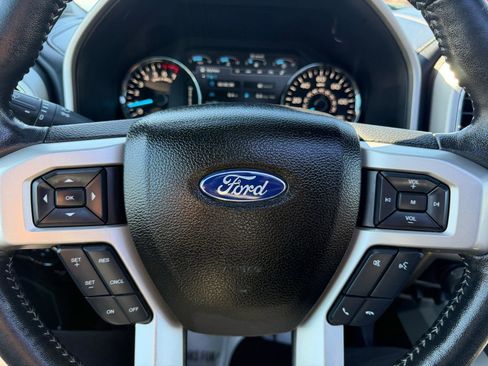 Used 2018 Ford F150 Lariat image 59