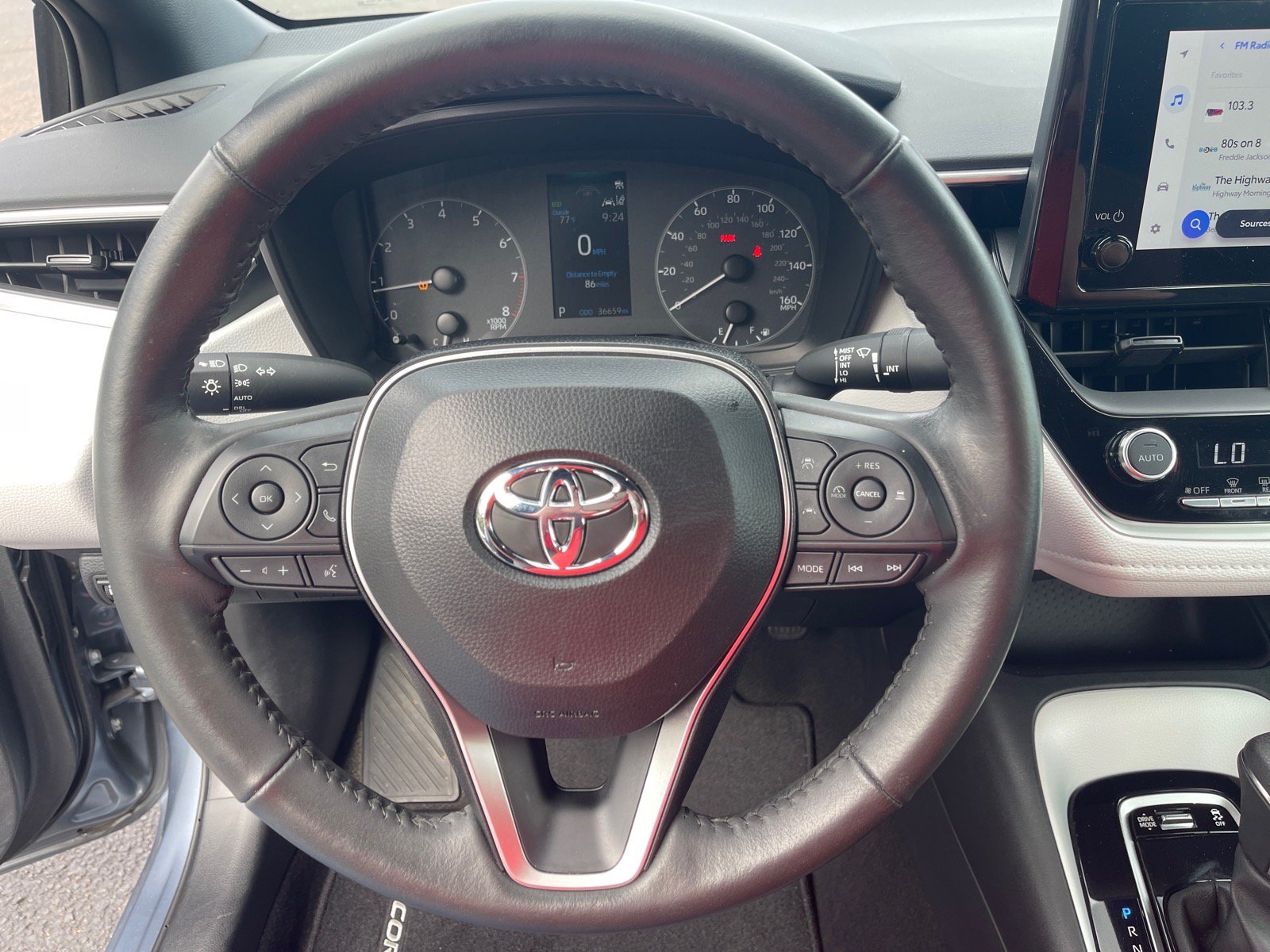 Used 2024 Toyota Corolla SE FWD image 7