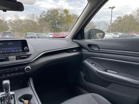 Used 2023 Nissan Altima 2.5 S image 34