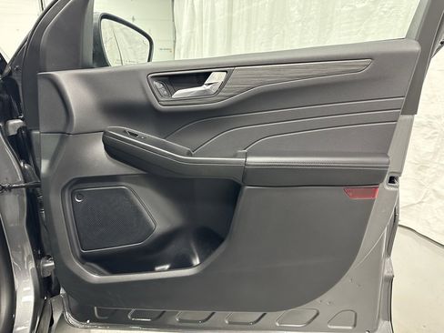 Used 2025 Ford Escape Platinum image 52