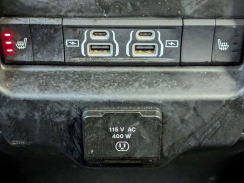 Used 2022 RAM 1500 Limited AWD/4WD image 16