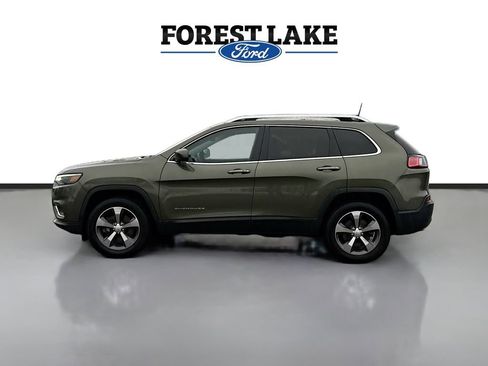 Used 2019 Jeep Cherokee Limited AWD/4WD image 4