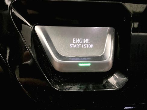 Certified 2024 GMC Sierra 2500 Denali Ultimate image 34