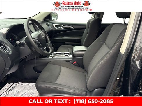 Used 2019 Nissan Pathfinder S AWD/4WD image 10
