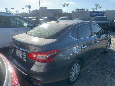 Used 2019 Nissan Sentra SV w/ Exterior Package FWD image 2