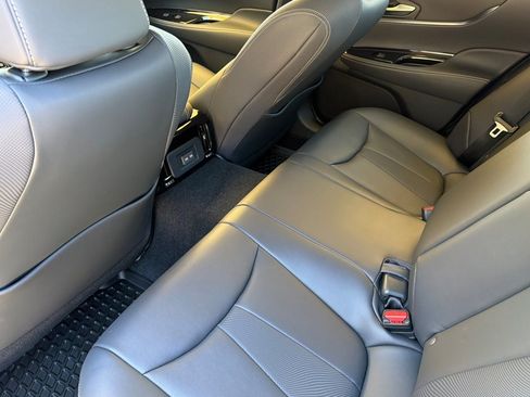 New 2026 Toyota Mirai RWD image 14