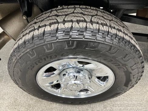 Used 2024 RAM 2500 Tradesman w/ Chrome Appearance Group AWD/4WD image 15