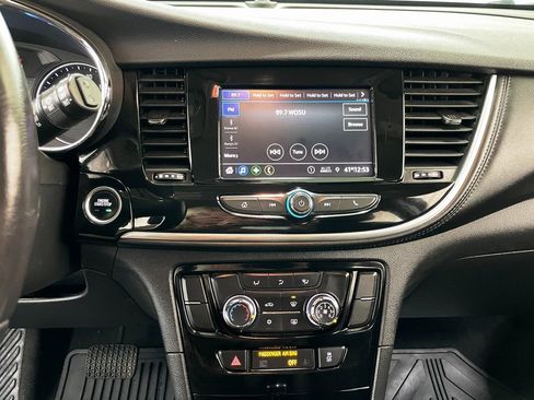 Certified 2022 Buick Encore Preferred w/ Safety Package image 28