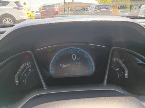 Used 2016 Honda Civic Touring image 13