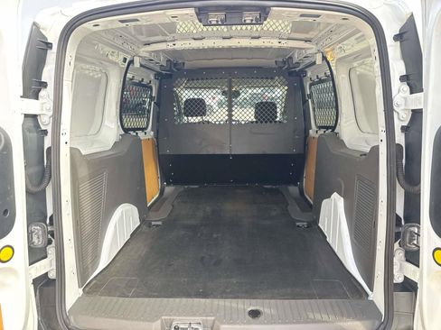Used 2022 Ford Transit Connect XL image 8