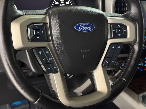 Used 2019 Ford F150 Lariat AWD/4WD image 48